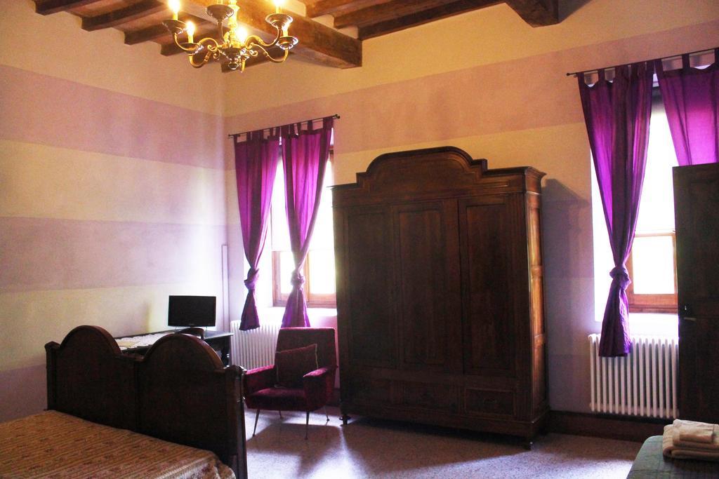 Room And Breakfast Torre Felino Quarto foto